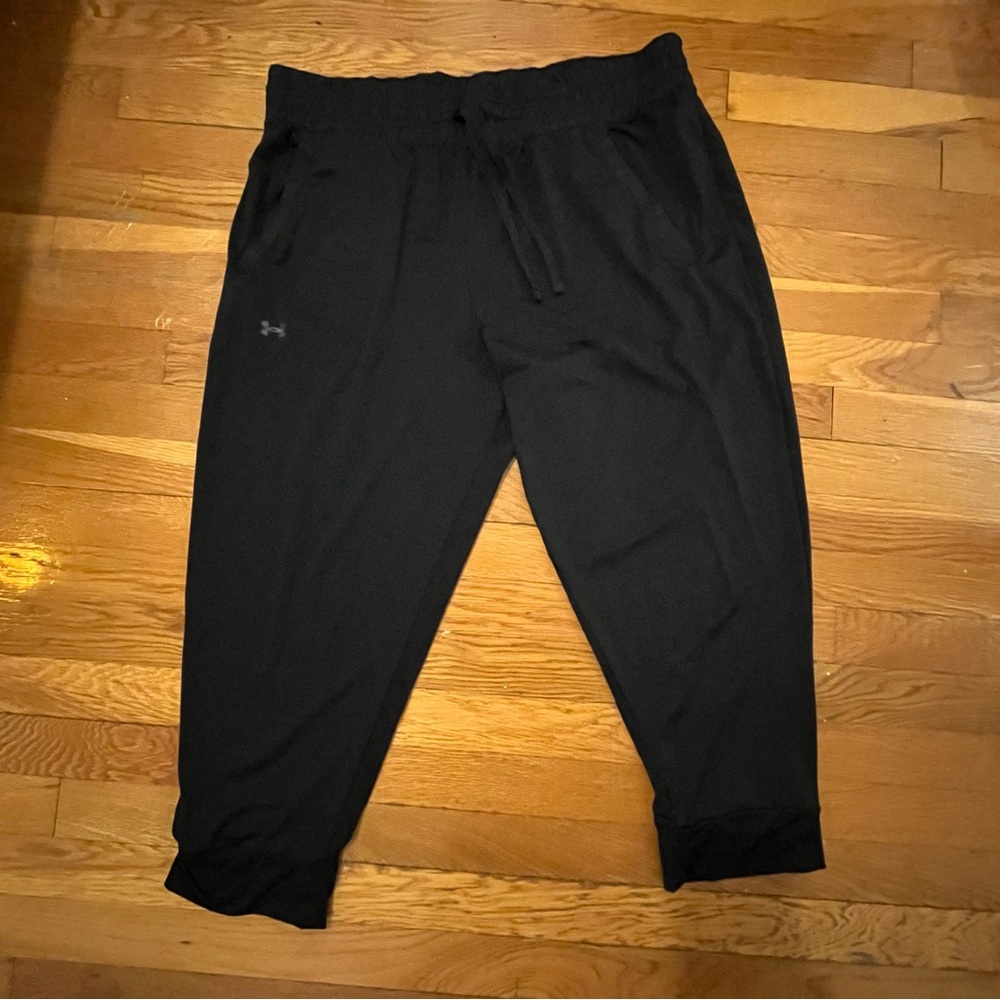 Under Armour Capri Pants (Size: XL)